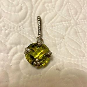 Large yellow/green pendant